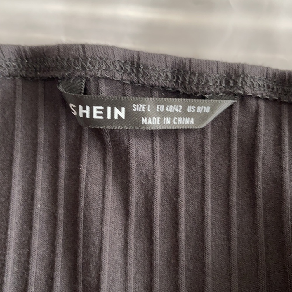 SHEIN Ribbed black bodysuit - Picture 2 of 3